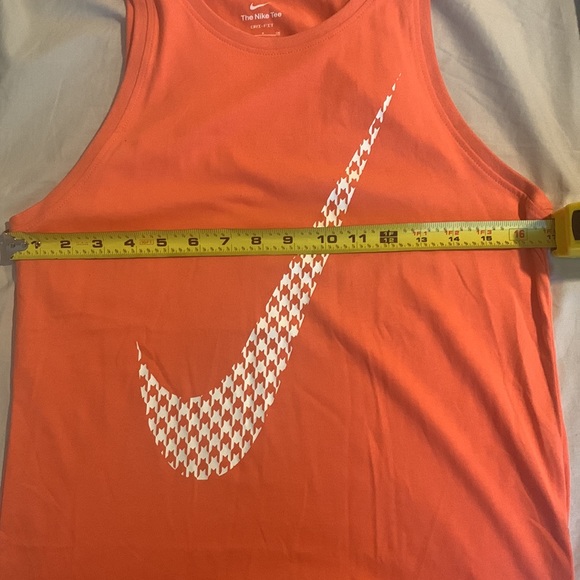 Nike Dri-fit Tee, size small, orange and white, NWT - Picture 4 of 4